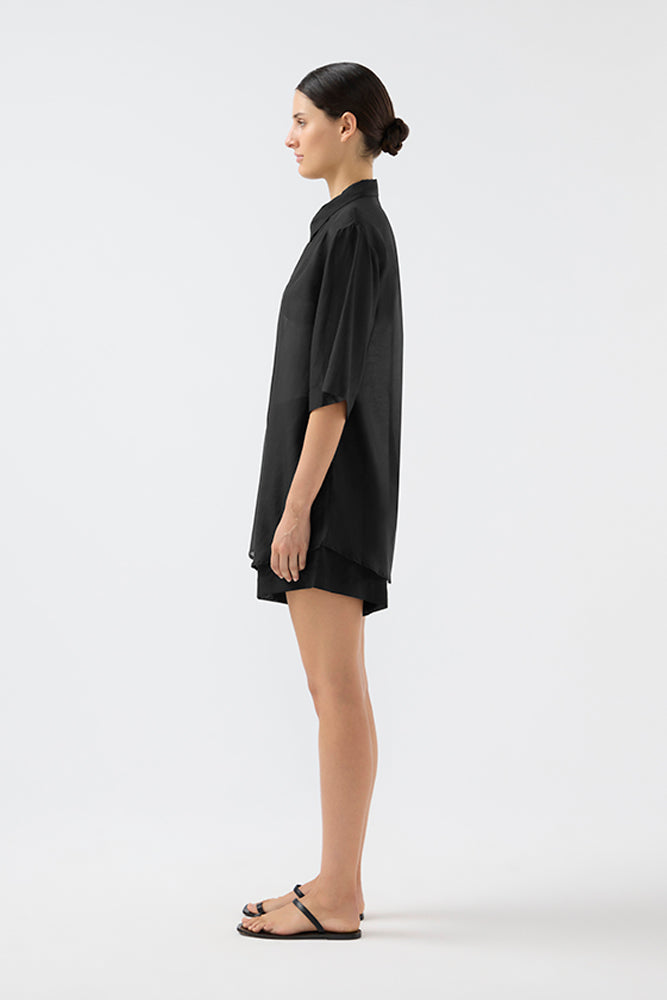 Color: black