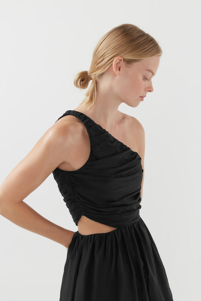 Color: black