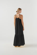 Color: black