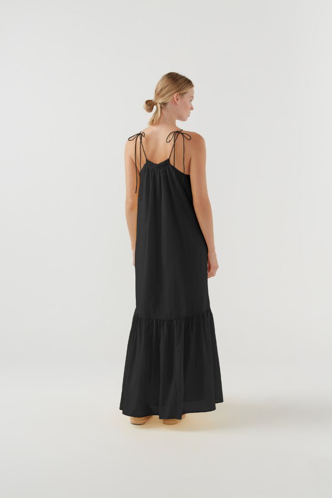 Color: black