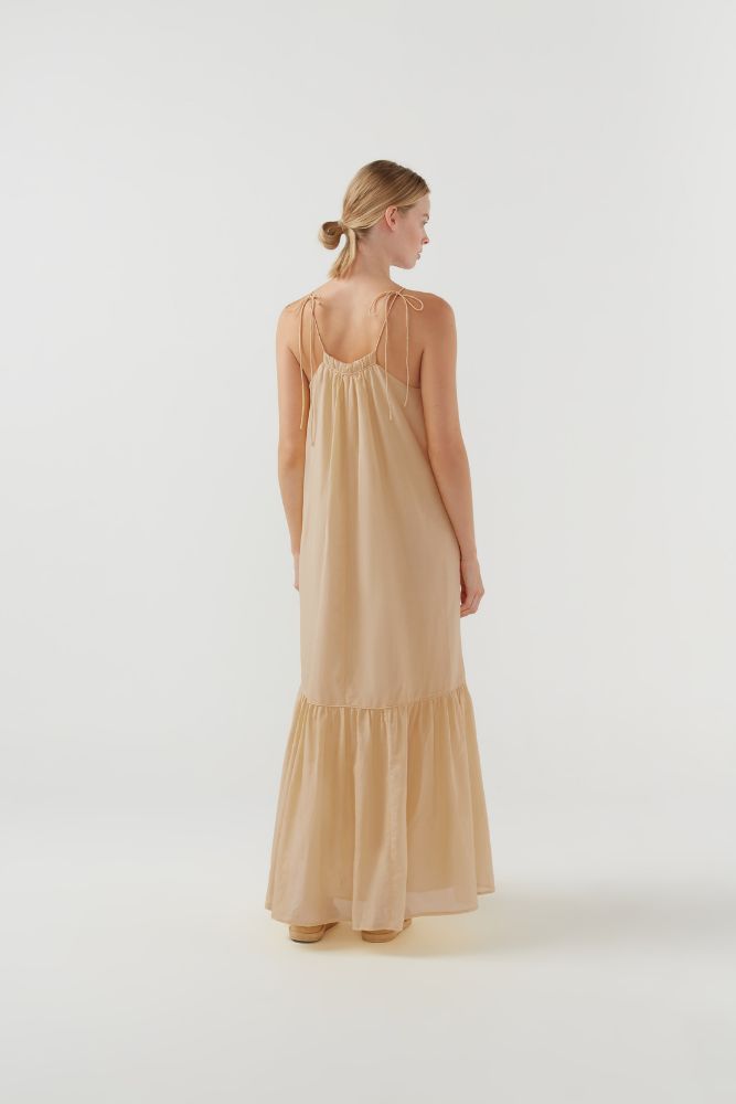 Color: sand