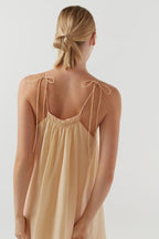 Color: sand