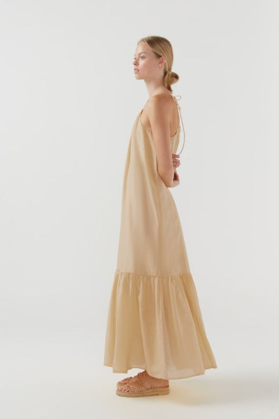 Color: sand