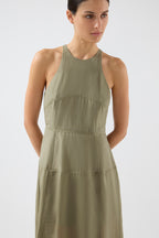 Color: olive