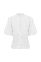 Color: white