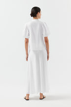 Color: white