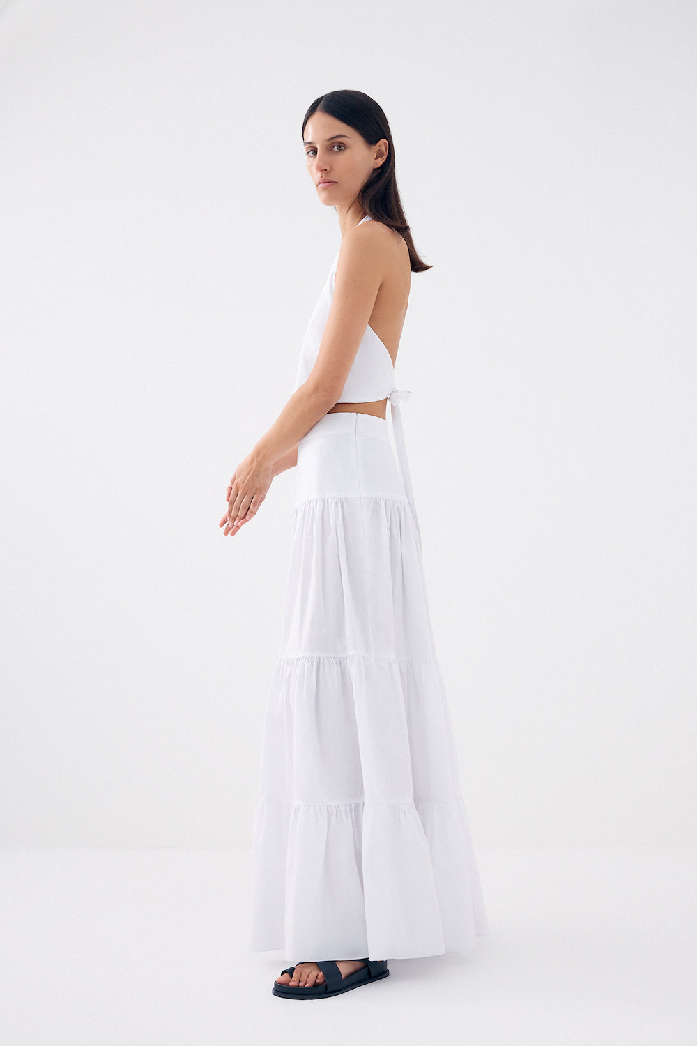 Color: white